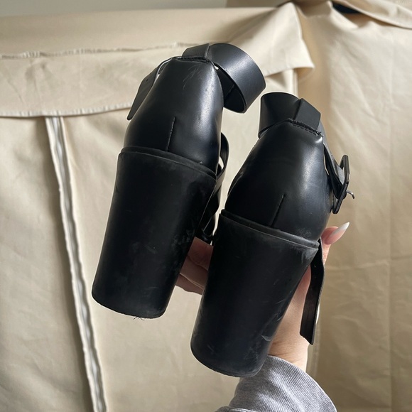 Zara Trafaluc Women's Size US-9 EU-40 Block
Heel Ankle Boot Black - Picture 4 of 5